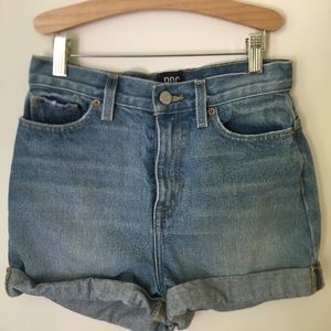 BDG mon jean shorts high rise